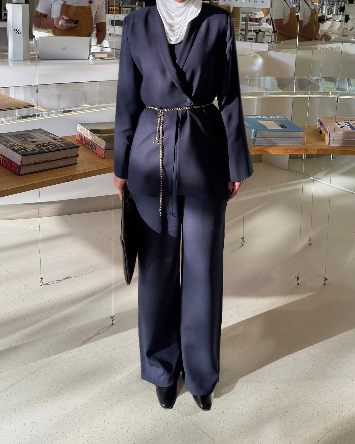 Luné suit