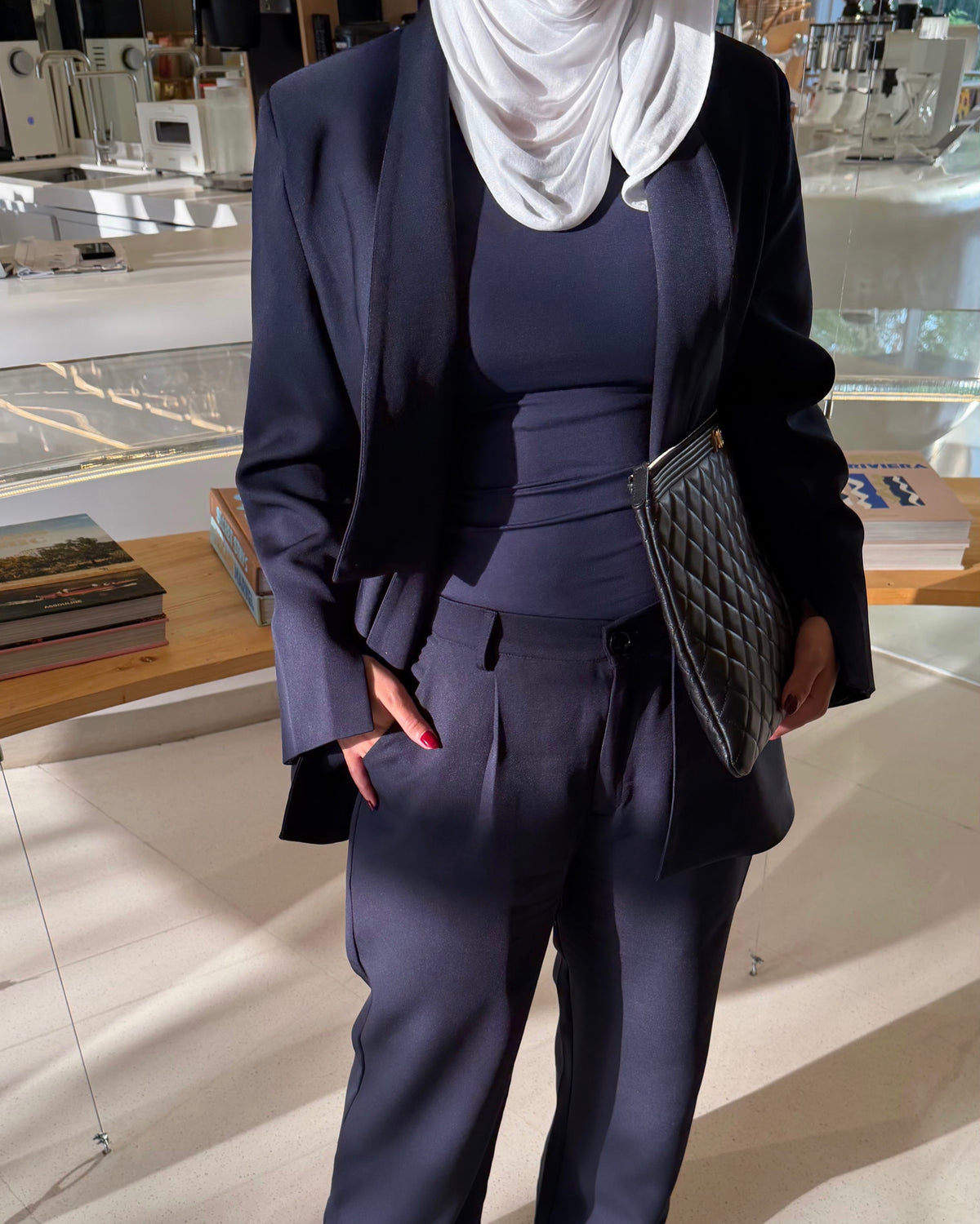 Luné suit
