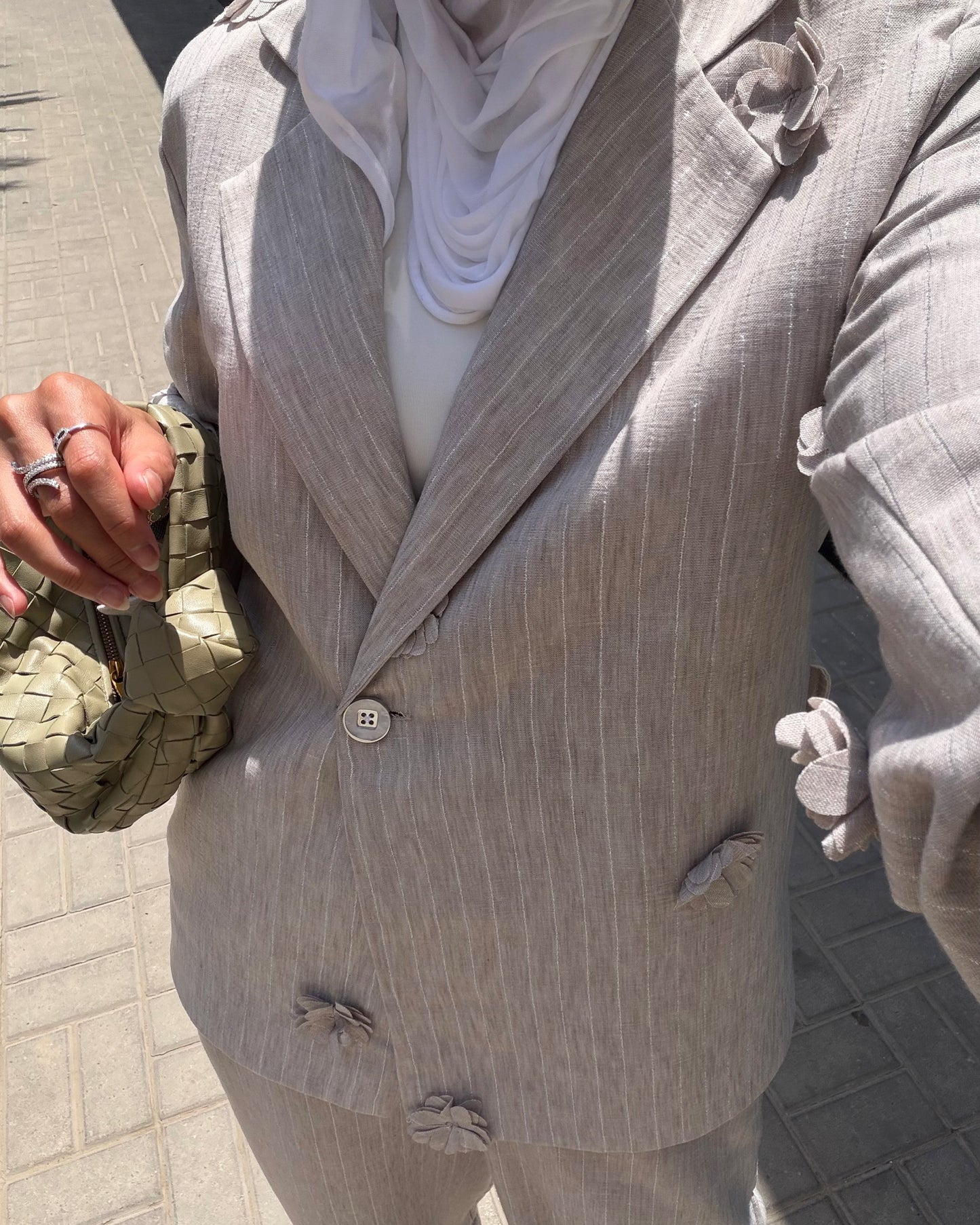 Bloom suit